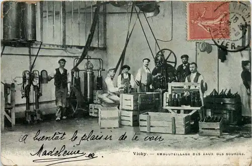 Vichy, Embouteillage des Eaux des Sources -364618