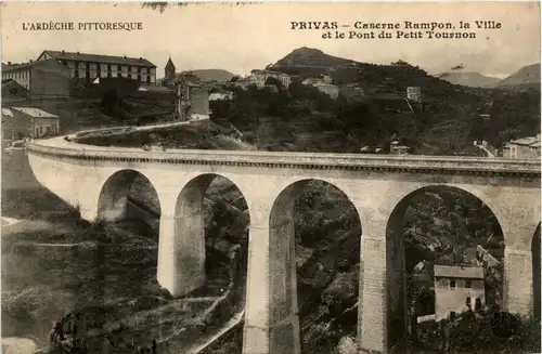 Privas - Caserne Rampon, la Ville et le pont du Petit Tournon -364798