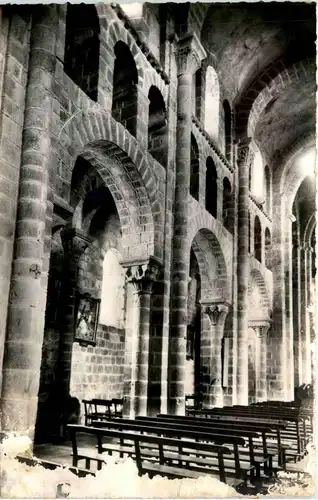Chatel-Montagne, Interieur de lÈglise Romane -364322