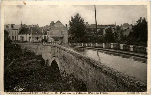 Varennes-sur-Allier, Un Pont sur le Valencon -364390