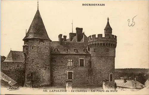 Bourbonnais, Lapalisse, le Chateau - Les Tours du Nord -364084