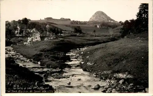 La Loire et son affluent -364906