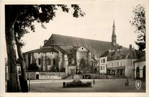 Saint-Pozrcain sur Sioule, LÀbside du XIII secle -363880