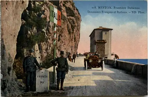 Menton, Frontiere Italienne. Douaniers Francais et italiens -366398