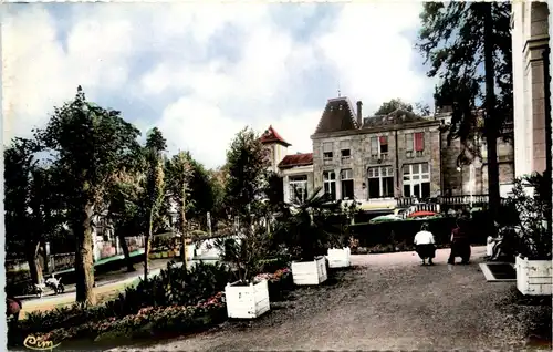 Bourbon-LÀrchambault - le Casino des Thermes -364280