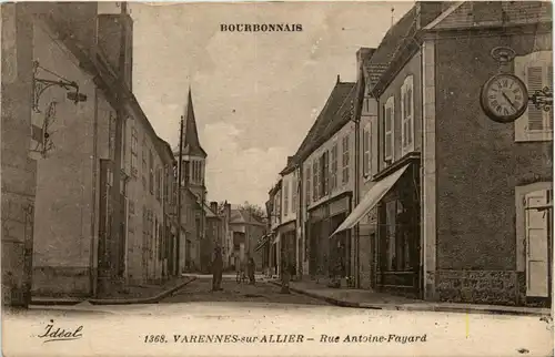 Varennes-sur Allier, Rue Antoine-Fayard -364400