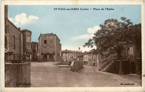 Saint-Paul-en Jarez, Place de lÈglise -365862