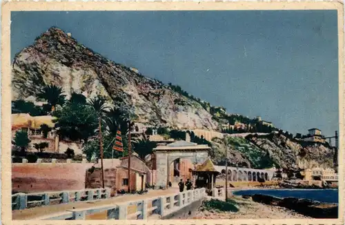 Menton, La Frontiere Franco-Italienne -366442