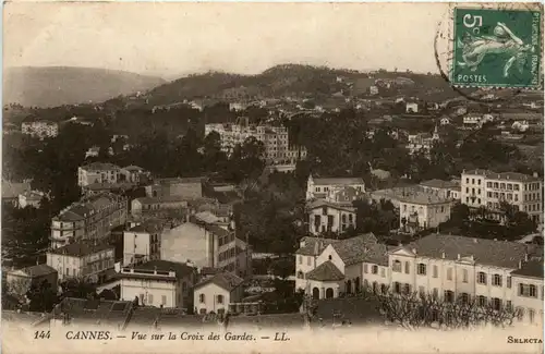 Cannes, Vue sur la Croix des Gardes -367062