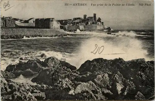 Antibes, Vue prise de la Pointe de lÌlette -367288