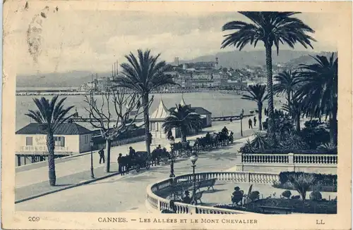 Cannes, Les Allees et le Mont Chevalier -367094