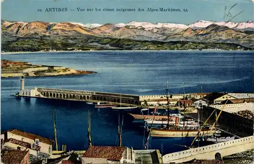Antibes, Vue sur les eimes neigeuses des Alpes-Maritimes -367274