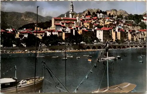 Menton, La Vieille Ville - Vue du Port -366390