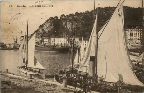 Nice, Un coin du Port -366510
