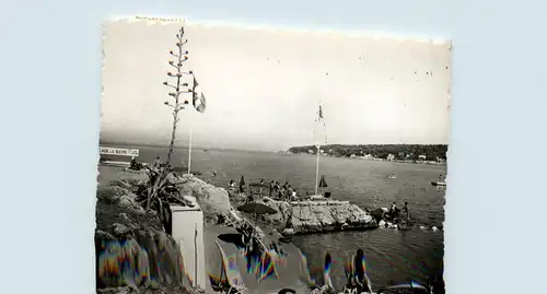 Antibes, La Plage de LÍlette et le Cap -367310