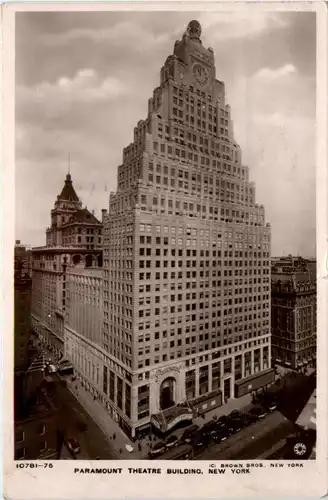 New York - Paramount Theatre Building -450842