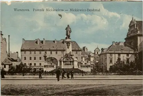 Warszawa - Ppomnik Mieckiewiza -450274