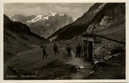 Jochpass - Schutzhütte -451686