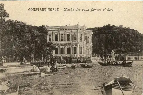 Constantinople - Kiosk des eaux Donces d Asie -451228