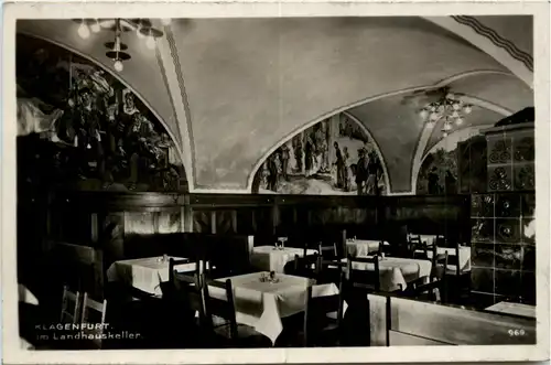 Klagenfurt, im Landhauskeller -356912