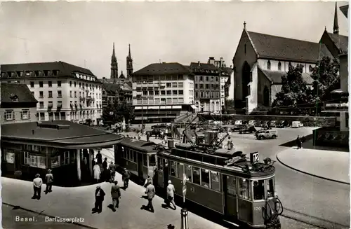 Basel - Barfüsserplatz mit Tram -452598