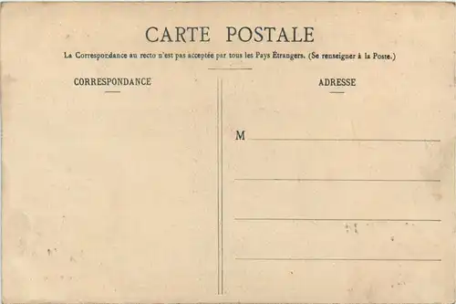 Congo - Construction d unr toiture -451024