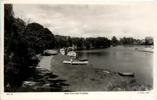 Walton on Thames -76076