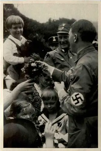Die jüngsten begrüssen ihren Führer - Sammelwerk - 3. Reich -92338