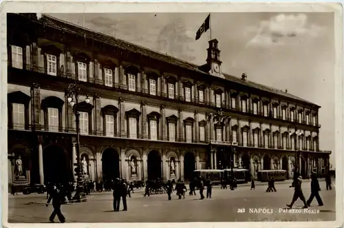 Napoli - Palazzo Reale -93302
