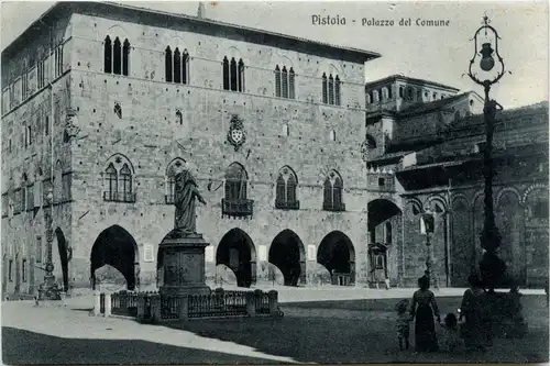 Pistoia - Palazzo del Comune -93946