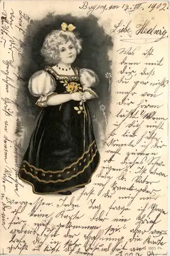 Kind in Kleid -94446