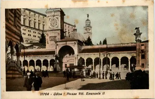 Udine - Piazza Vitt. Emanuele -95644