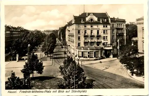 Kassel, Friedrich-Wilhelmsplatz mit Blick auf Ständeplatz -369638