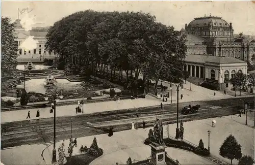 Wiesbaden, Blick vom Nassauerhof auf neues Kurhaus u. Hoftheater -368444