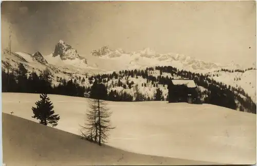 Grömbing, Brünnerhütte am Stoderzinken mit dem Dachstein -369842