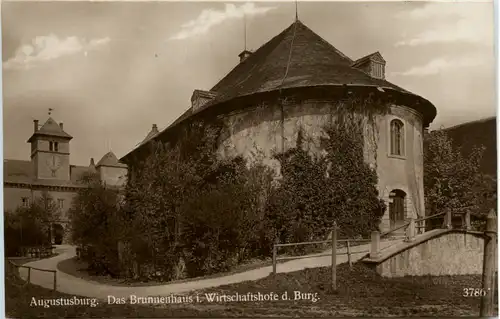 Augustusburg, Das Brunnenhaus i. Wirtschaftshofe d. Burg -370642