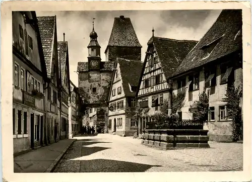 Rothenburg ob der Tauber, Rödergasse mit Markusturm -371546
