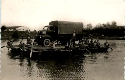 Armee Belge - Camion transporte par radeaux -100322