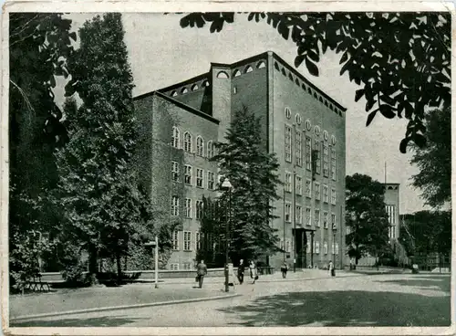 Chemnitz, Industrie-Schule -371464