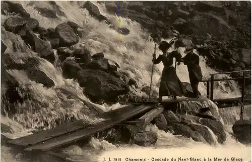 Chamonix - Cascade du Nant Blanc -101676