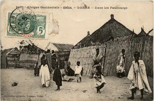 Dakar - Dans les Faubourgs -97702