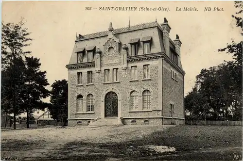 Saint Gratien - La Mairie -101946