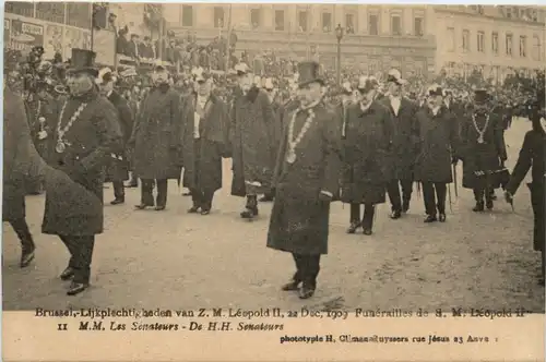 Bruxelles - Funerailles de S. M. Leopold II -97516