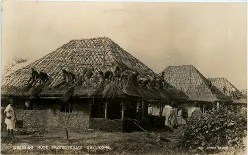 Sierra Leone - Grassing huts Protectorate -97750