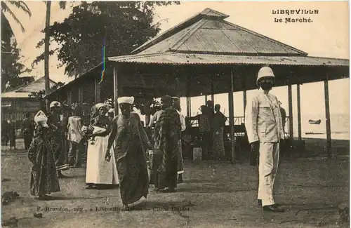 Ecolieres sur le Banc de sable - Gabon -98792