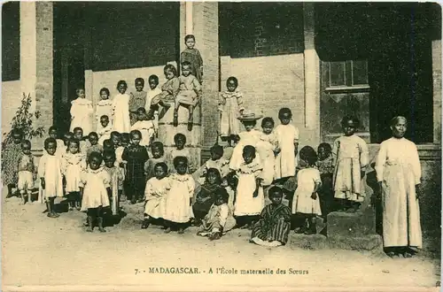 Madagascar - L Ecole -98506