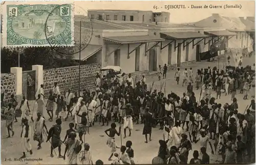 Djibouti - Dans de Guerre -98942