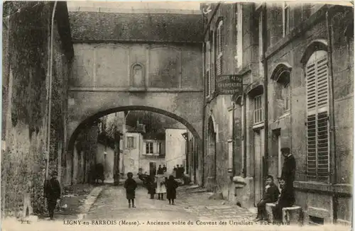 Ligny en Barrois - Rue Bayard -99718