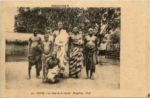 Dahomey - Cove - Le chef de la region -99190