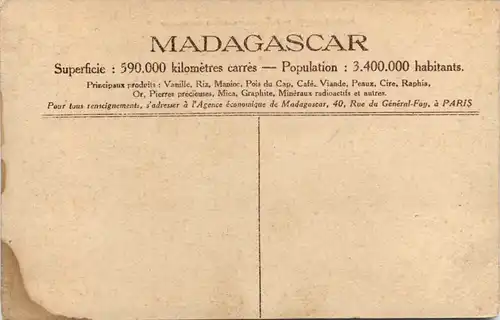 Madagascar - Pirogues Chargers de Fecule -99386
